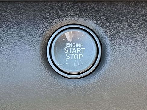 New 2025 Hyundai Elantra Sport w/ Cargo Package FWD image 28
