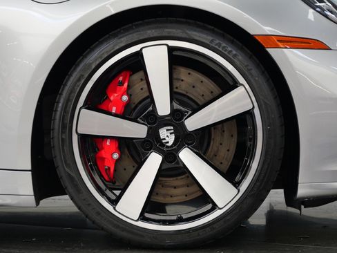 Used 2025 Porsche 911 Carrera S image 41