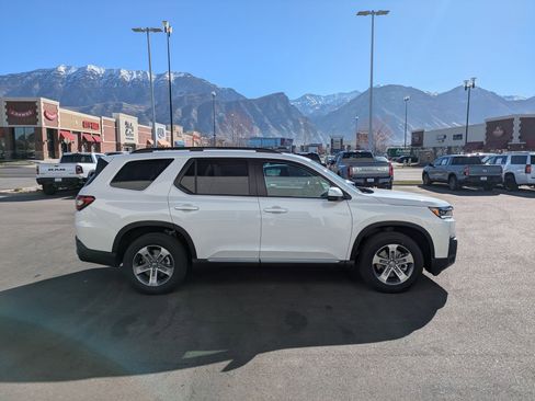 New 2026 Honda Pilot EX-L image 2