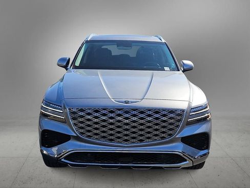 Certified 2025 Genesis GV80 3.5T Prestige AWD/4WD image 3