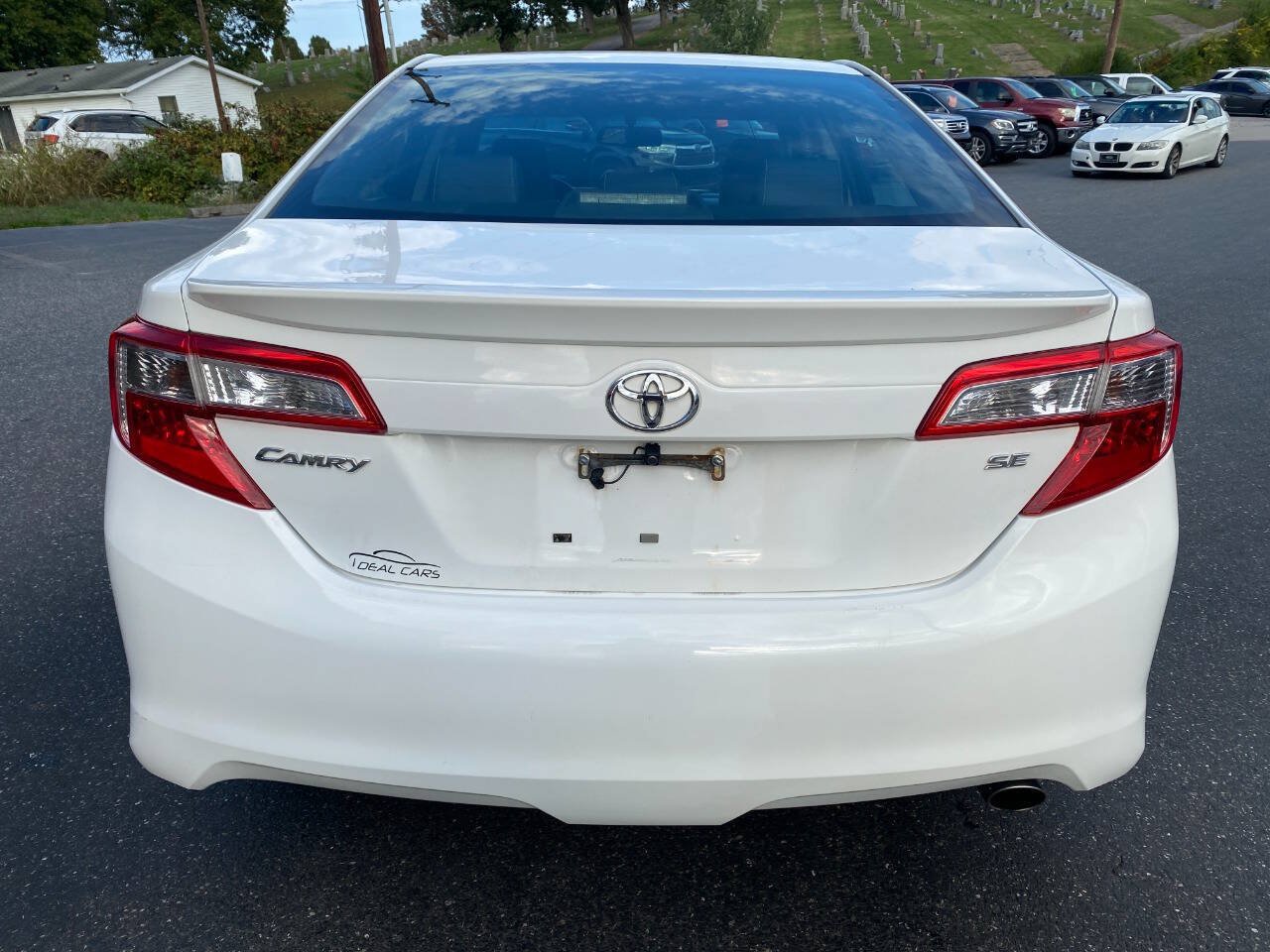 Used 2013 Toyota Camry SE FWD image 4