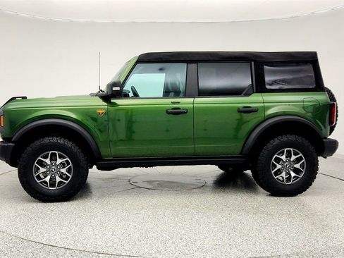 Used 2023 Ford Bronco Badlands image 8