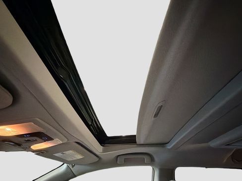 Used 2019 Toyota Sienna XLE Premium w/ Carpet Mat Package AWD/4WD image 27