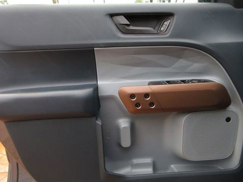 Certified 2023 Ford Maverick Lariat w/ Lariat Luxury Package image 9