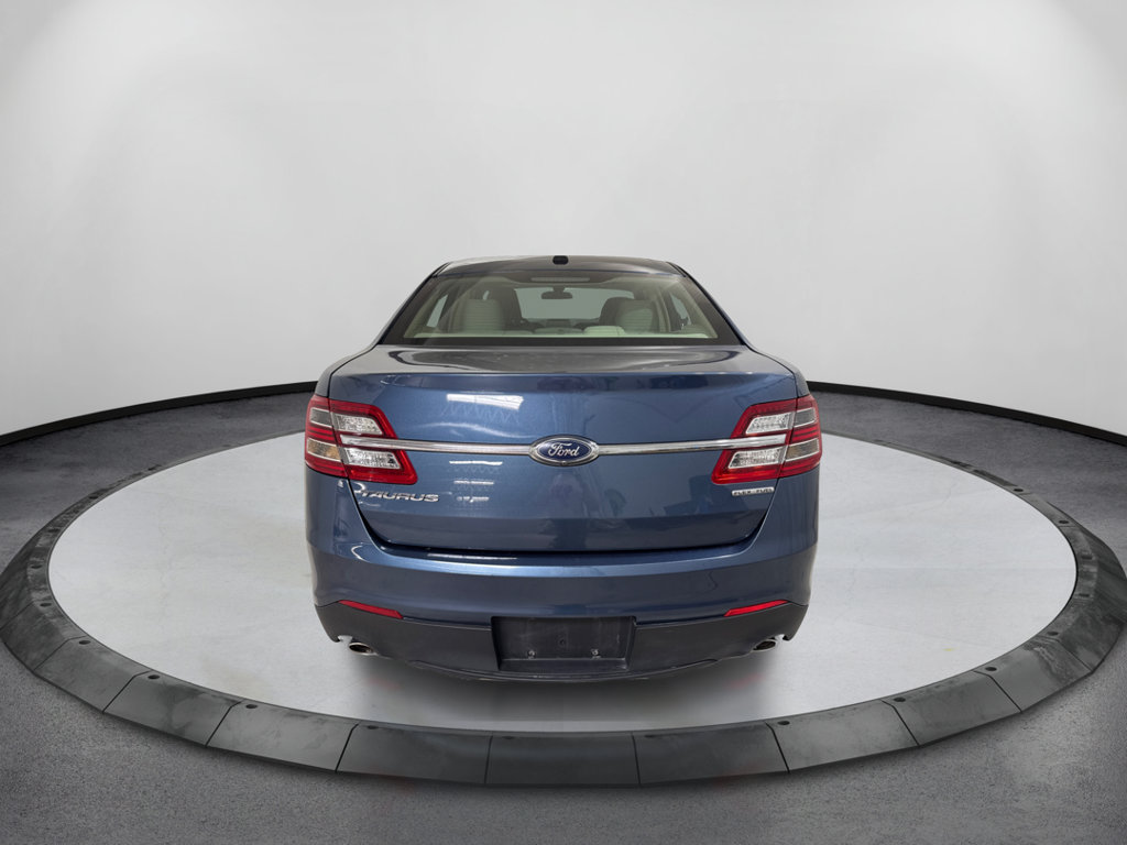 Used 2018 Ford Taurus SE FWD image 7