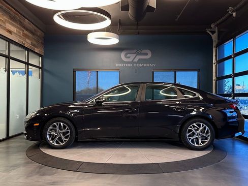 Used 2023 Hyundai Sonata SEL FWD image 6