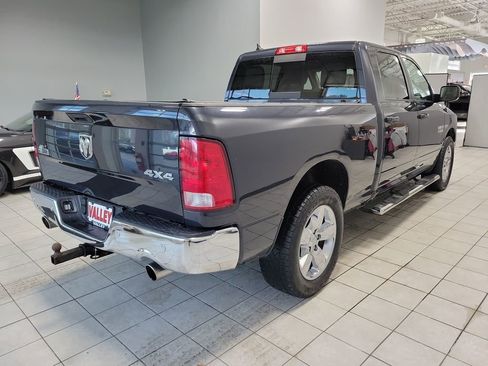Used 2019 RAM 1500 Big Horn image 6