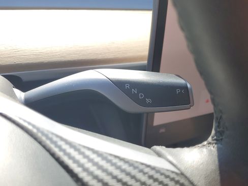 Used 2022 Tesla Model 3 Base image 30