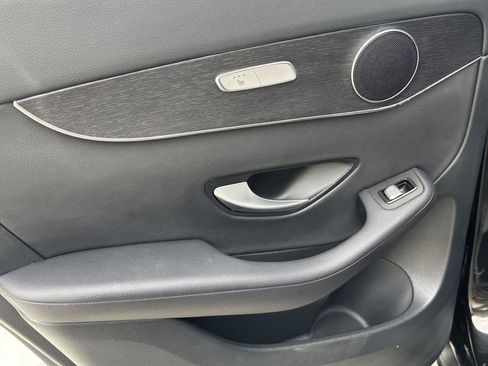 Certified 2022 Mercedes-Benz GLC 300 4MATIC w/ Multimedia Package Lite image 25