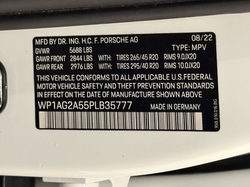 Certified 2023 Porsche Macan S image 26