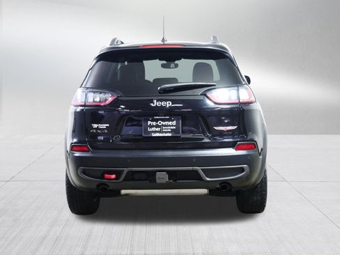 Used 2019 Jeep Cherokee Trailhawk w/ Comfort/Convenience Group AWD/4WD image 6