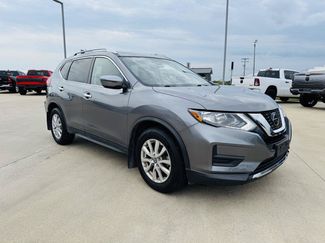Used 2019 Nissan Rogue SV FWD video 2