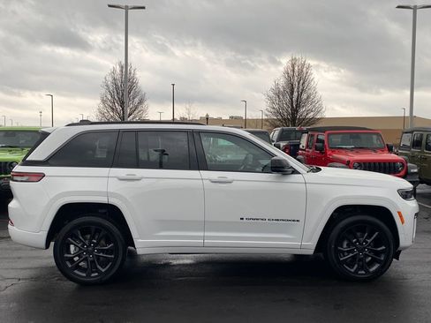 New 2026 Jeep Grand Cherokee Limited image 8