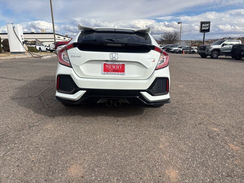 Used 2019 Honda Civic Sport image 6