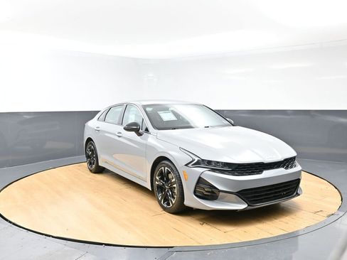 Used 2023 Kia K5 GT-Line FWD image 11