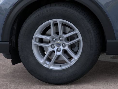 Used 2026 Ford Explorer Active AWD/4WD image 19