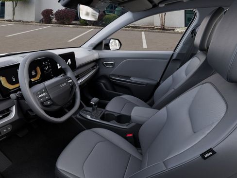 New 2026 Kia K4 EX image 17