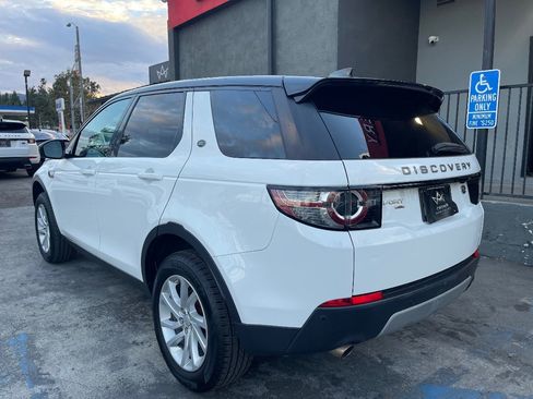 Used 2017 Land Rover Discovery Sport HSE image 7