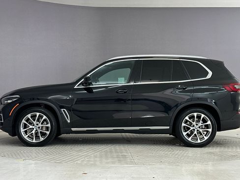 Certified 2023 BMW X5 xDrive40i w/ Premium Package AWD/4WD image 2