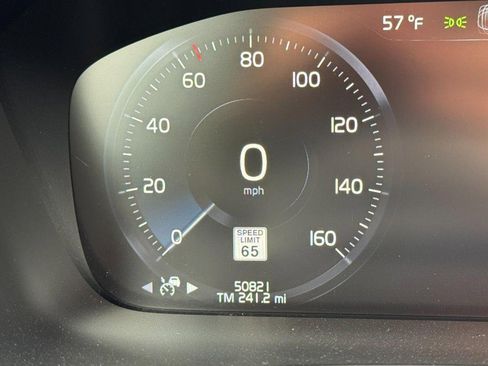 Used 2020 Volvo V60 T5 Cross Country w/ Cross Country Pro Package image 20