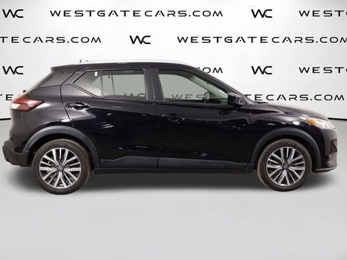 Used 2021 Nissan Kicks SV image 42