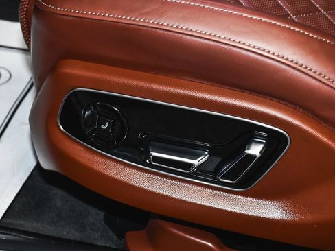 Used 2024 Audi S8 w/ S8 Comfort Plus Package image 55