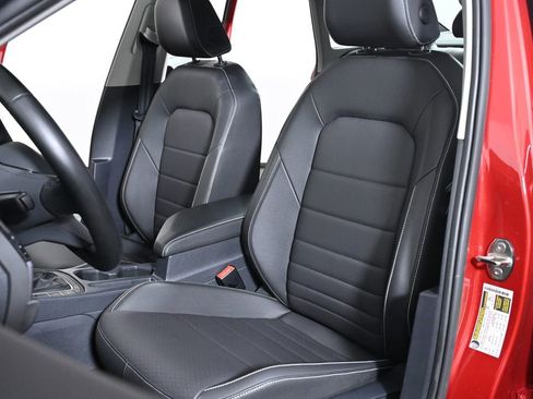 Used 2024 Volkswagen Jetta SE image 22