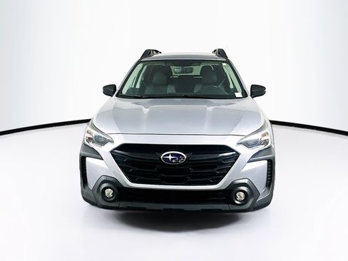 Used 2025 Subaru Outback Onyx Edition AWD/4WD image 2