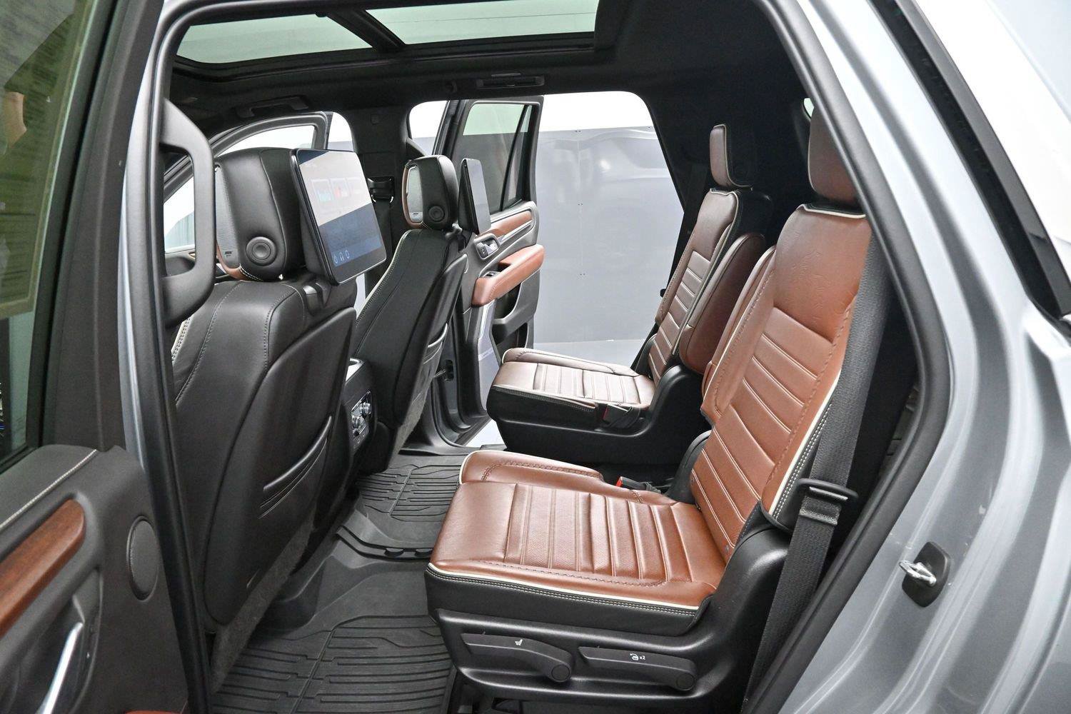 Used 2023 GMC Yukon Denali Ultimate AWD/4WD image 31