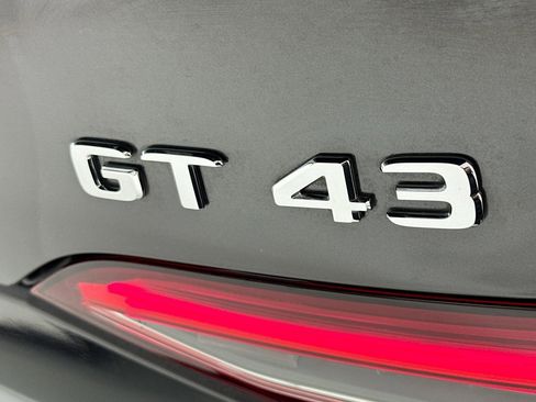 Used 2022 Mercedes-Benz AMG GT 43 image 9