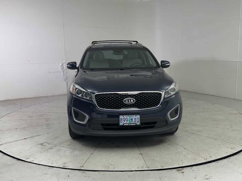 Used 2018 Kia Sorento AWD image 7