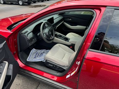 Used 2026 Honda Accord SE image 3