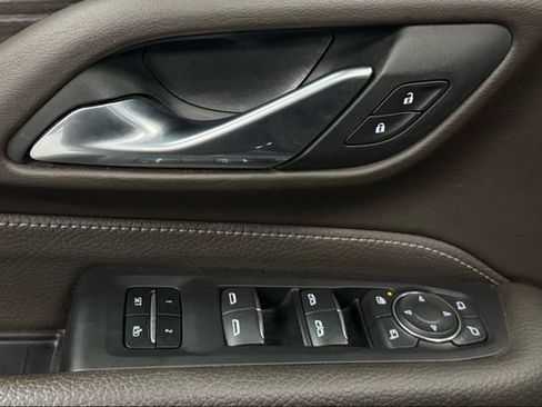 Used 2024 GMC Yukon Denali w/ Denali Reserve Package image 27