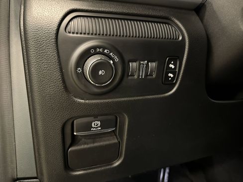 Used 2024 Jeep Wagoneer Series II image 14