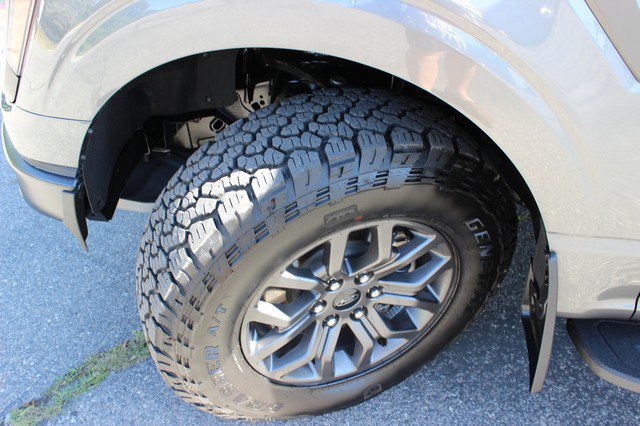 Used 2025 Ford F150 Tremor w/ Equipment Group 402A High AWD/4WD image 3