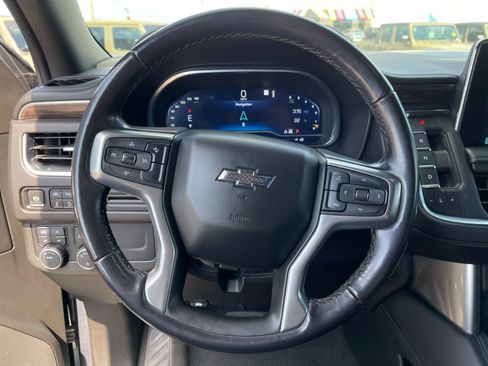 Used 2022 Chevrolet Suburban Z71 AWD/4WD image 27