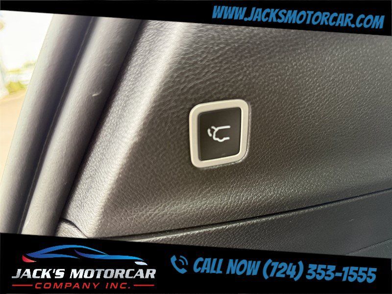 Used 2026 Chrysler Pacifica Select FWD image 21