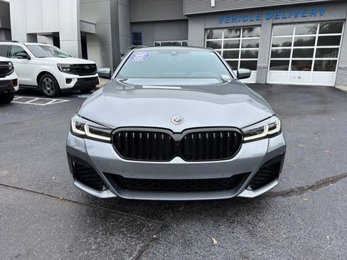 Used 2023 BMW M550i xDrive w/ Executive Package image 3