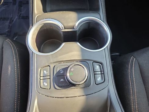 Used 2020 GMC Terrain SLE w/ Driver Convenience Package image 31