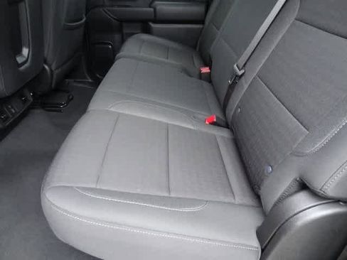 Used 2024 Chevrolet Silverado 1500 Custom image 8