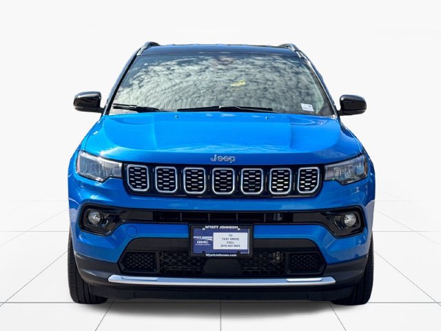 Used 2025 Jeep Compass Limited AWD/4WD image 9