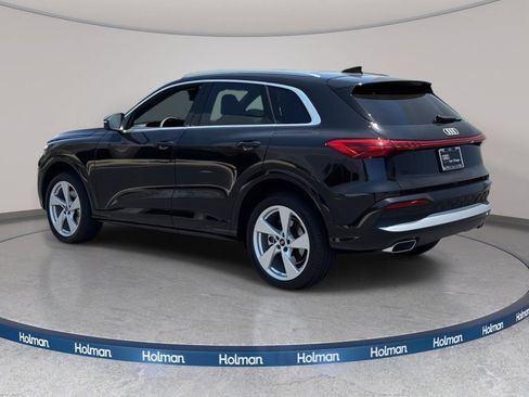 Used 2025 Audi Q5 Premium Plus w/ Premium Plus AWD/4WD image 4