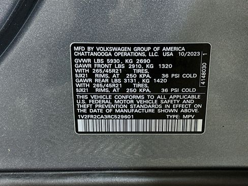 Used 2024 Volkswagen Atlas SEL Premium R-Line AWD/4WD image 34