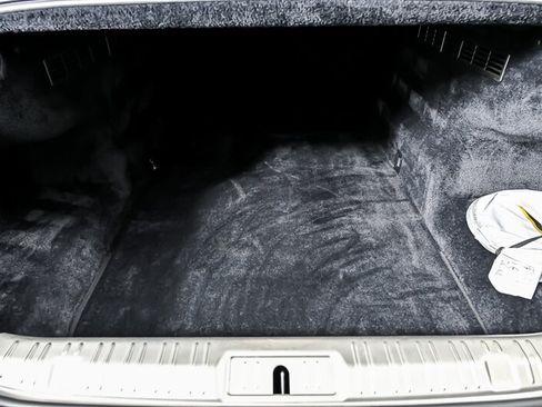 Used 2015 Rolls-Royce Wraith RWD image 11