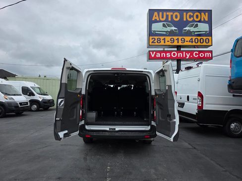 Used 2024 Ford Transit 350 XLT RWD image 24