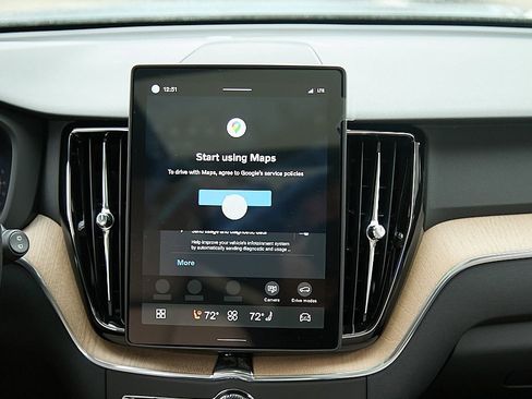 New 2026 Volvo XC60 B5 Plus w/ Protection Package Premier image 28