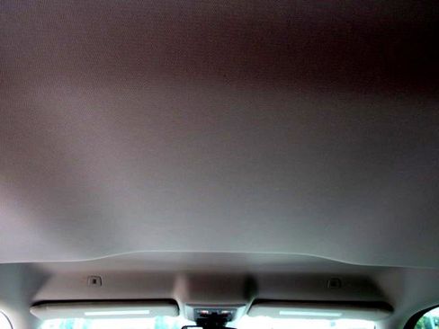 Used 2018 RAM 1500 Sport image 26