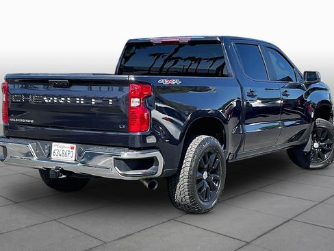 Used 2022 Chevrolet Silverado 1500 LT AWD/4WD image 12