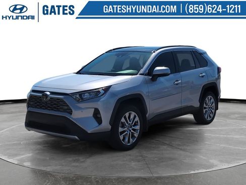 Used 2019 Toyota RAV4 Limited AWD/4WD image 5