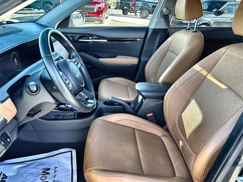Used 2024 Kia Seltos EX image 11